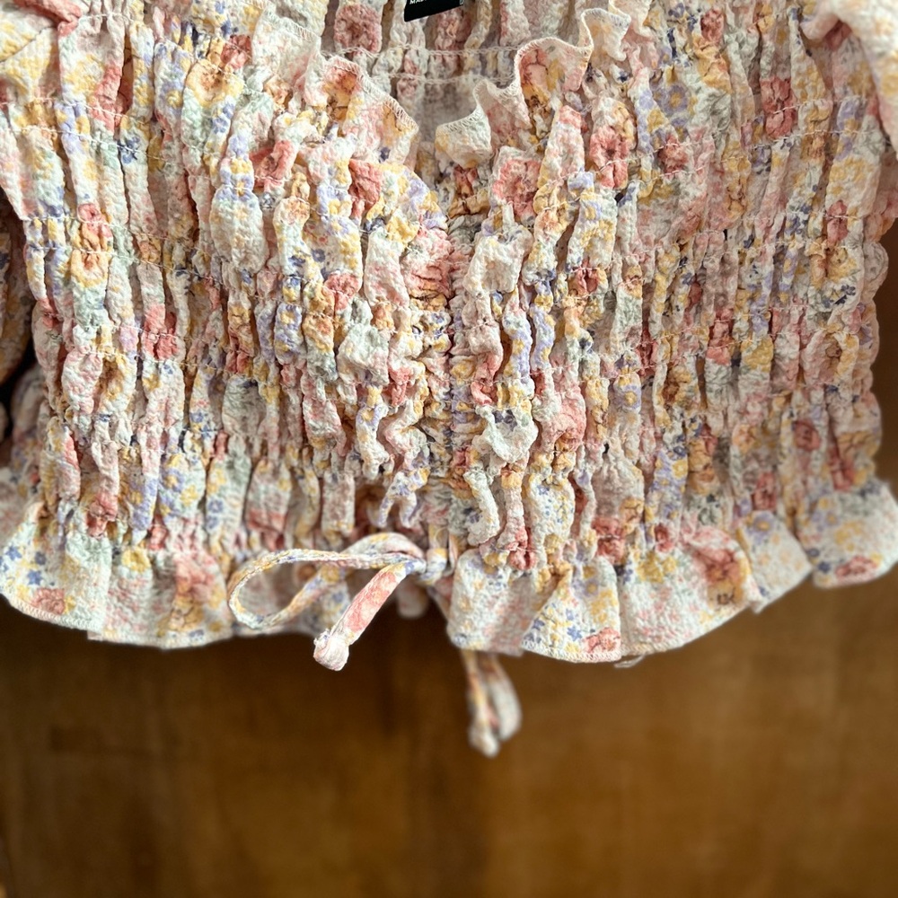 Forever 21 Floral Ruffled Blouse - Picture 6 of 7